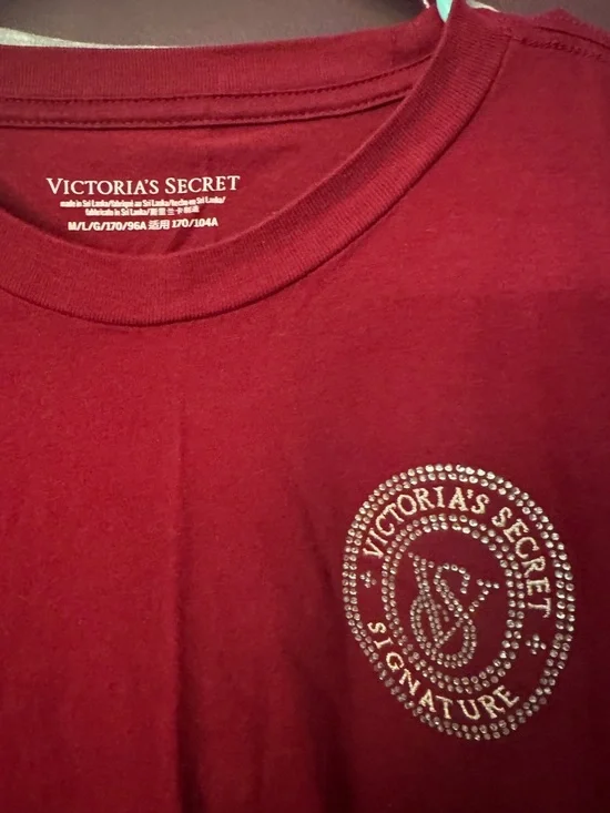 Victoria's Secret Crewneck Tee - Wine Red with Rhinestone Logo - Picture 2 of 2